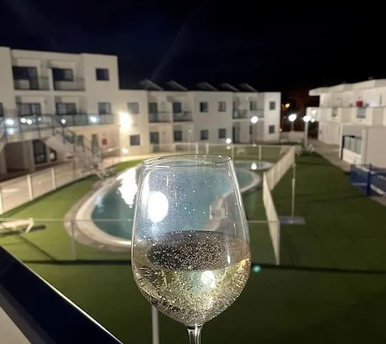 Sun & - Wifi & Pool Daire